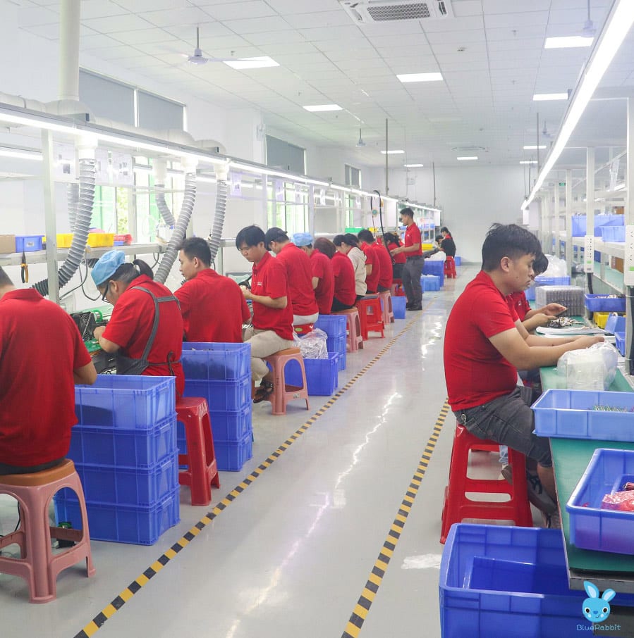 WINYI - assembly line