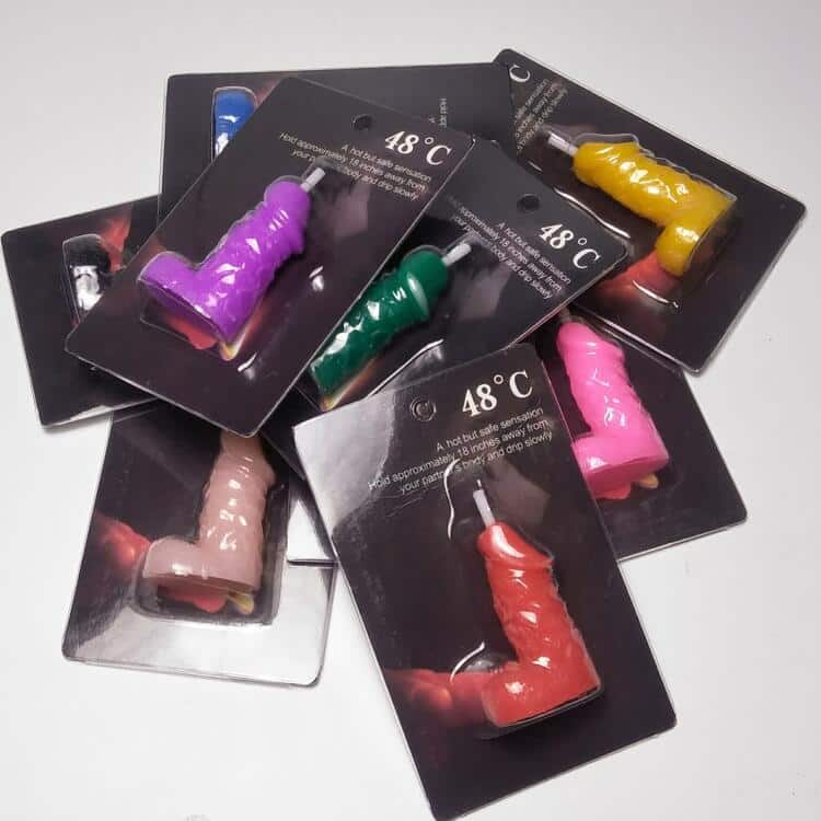 Dildo candle with retail packing
