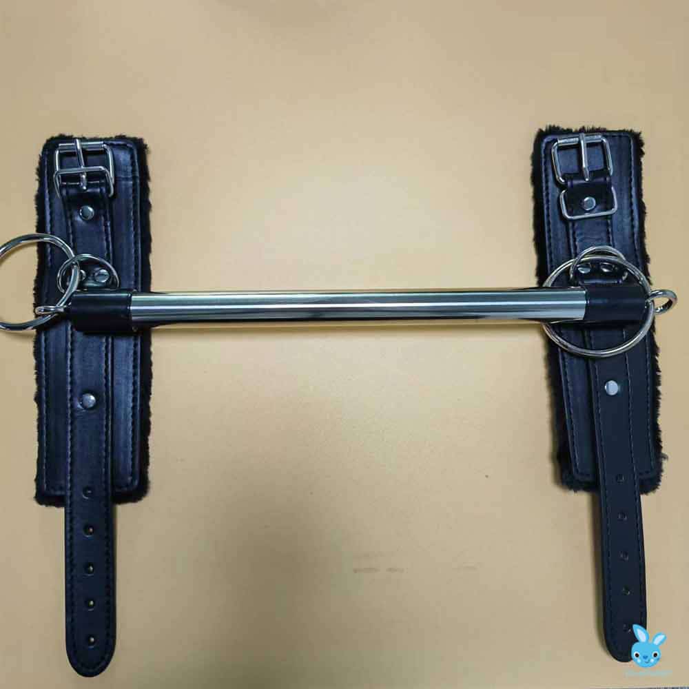 BDSM spreader bar