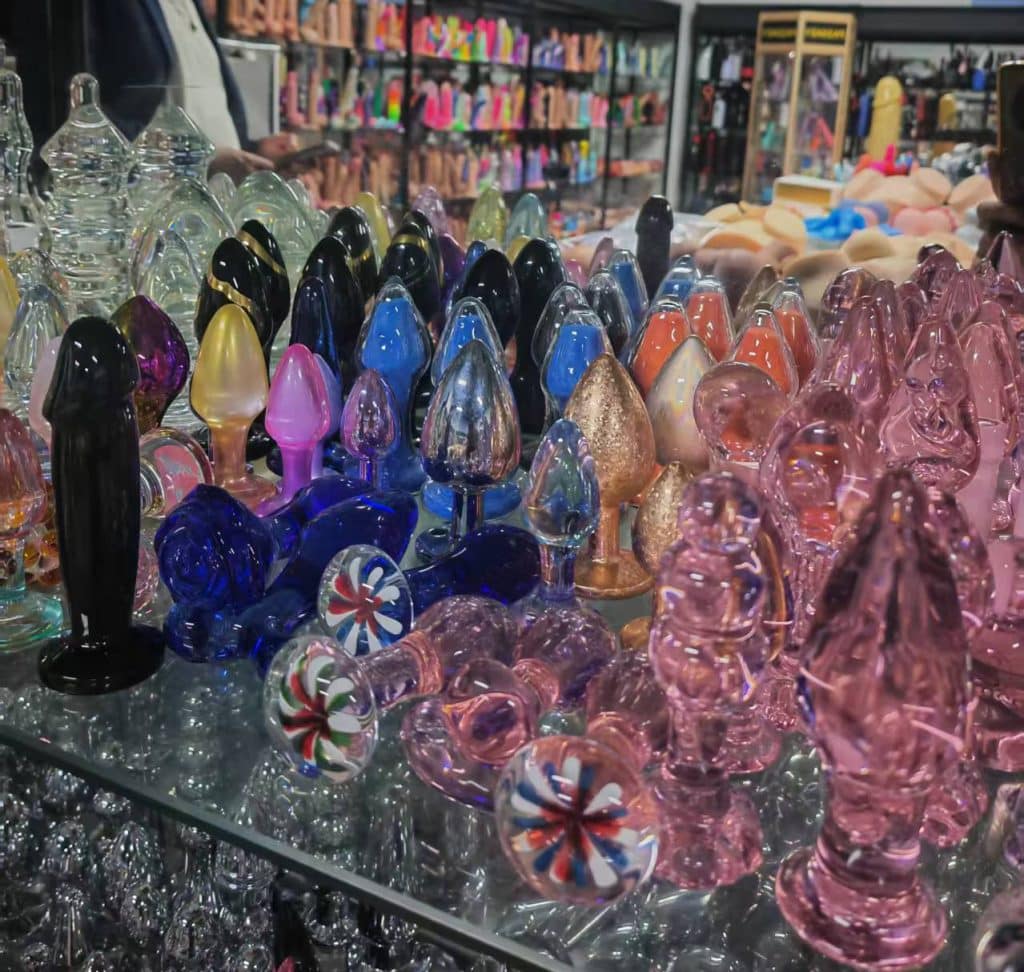 Manufacturer-finished-product-display1