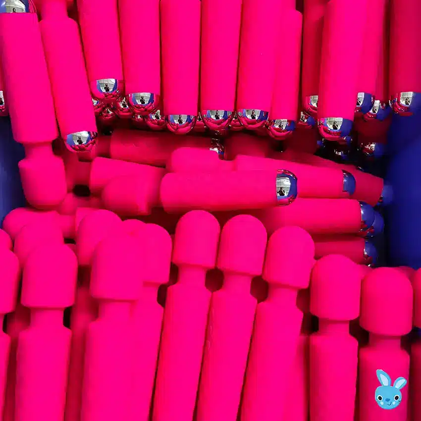 Bulk red wand vibrators